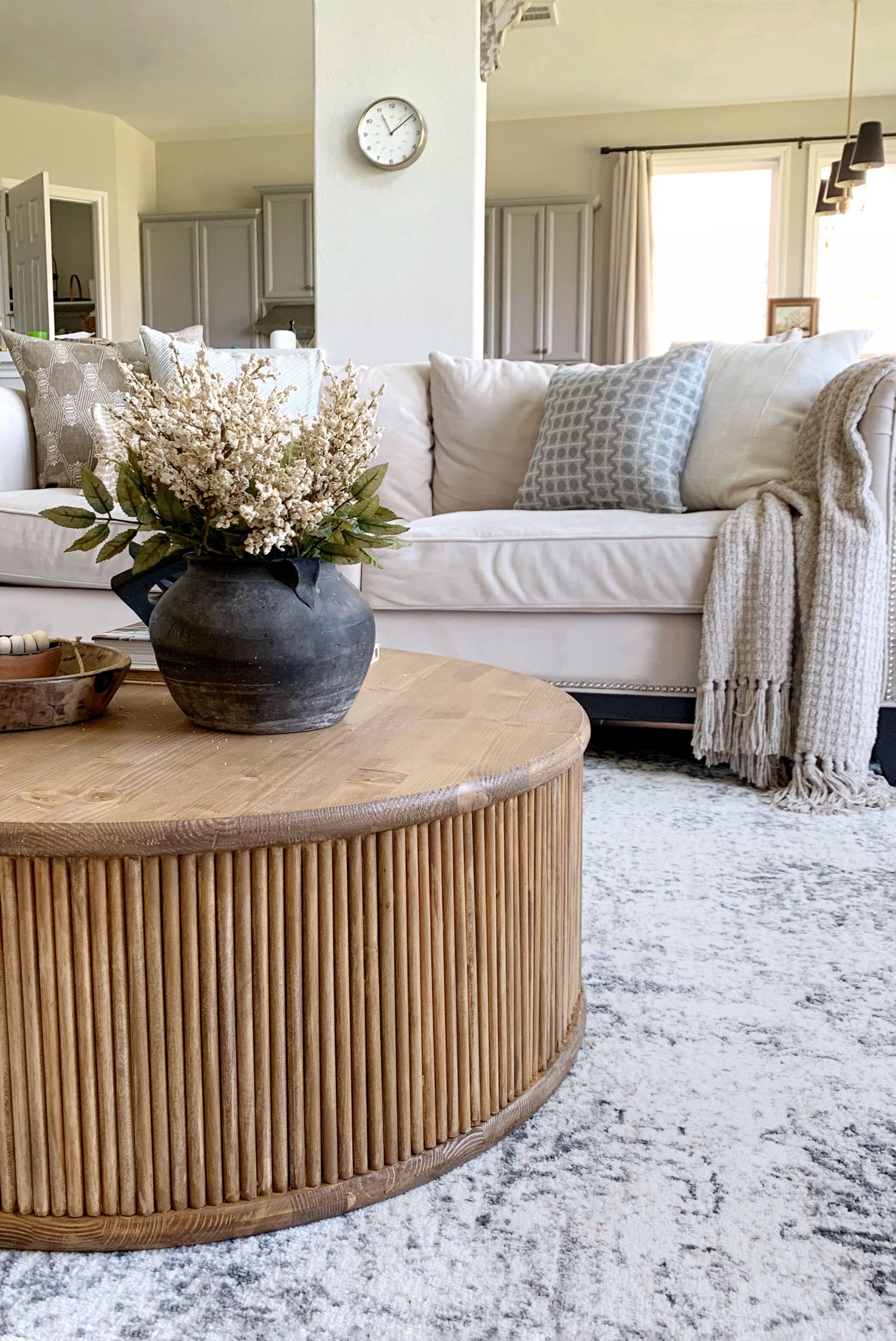 DIY Round Fluted Coffee Table